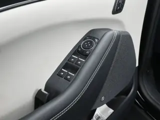 Ford Mustang Mach-E 2025 Premium 4dr SUV