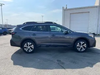 Subaru Outback 2022 AWD Limited 4dr Crossover
