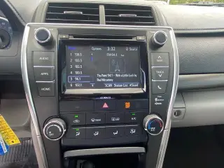 Toyota Camry 2017 SE 4dr Sedan