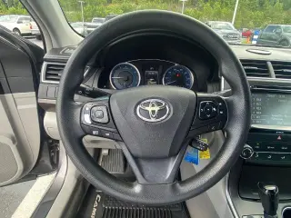 Toyota Camry 2017 SE 4dr Sedan
