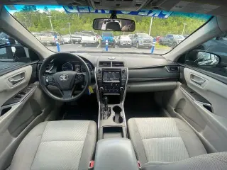 Toyota Camry 2017 SE 4dr Sedan