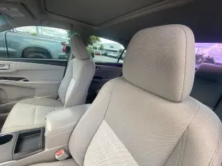 Toyota Camry 2017 SE 4dr Sedan
