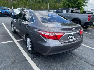 Toyota Camry 2017 SE 4dr Sedan