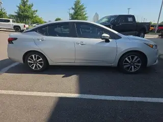 Nissan Versa 2020 SV 4dr Sedan