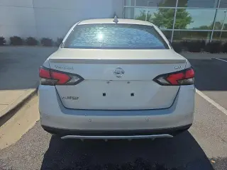 Nissan Versa 2020 SV 4dr Sedan