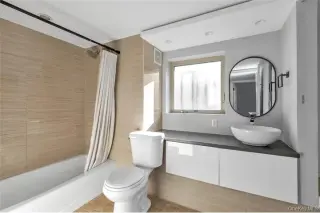 Tres cuartos Apt/Fresh Meadows