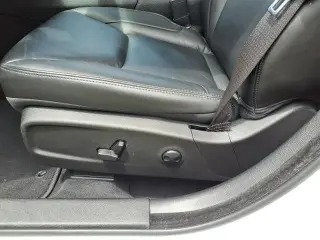 Chrysler 300 2023 AWD Touring L 4dr Sedan