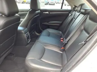 Chrysler 300 2023 AWD Touring L 4dr Sedan
