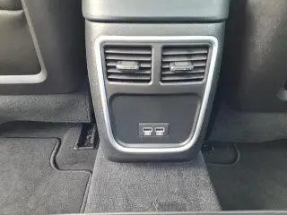 Chrysler 300 2023 AWD Touring L 4dr Sedan