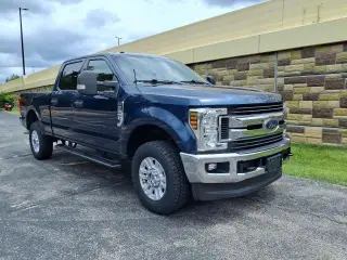 Ford F-250 Super Duty 2019 4x4 King Ranch 4dr Crew Cab 6.8 ft. SB Pickup