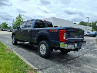 Ford F-250 Super Duty 2019 4x4 King Ranch 4dr Crew Cab 6.8 ft. SB Pickup