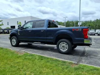 Ford F-250 Super Duty 2019 4x4 King Ranch 4dr Crew Cab 6.8 ft. SB Pickup