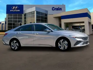 Hyundai ELANTRA 2025 SEL Sport 4dr Sedan