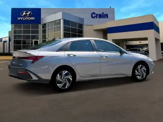 Hyundai ELANTRA 2025 SEL Sport 4dr Sedan