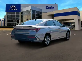 Hyundai ELANTRA 2025 SEL Sport 4dr Sedan