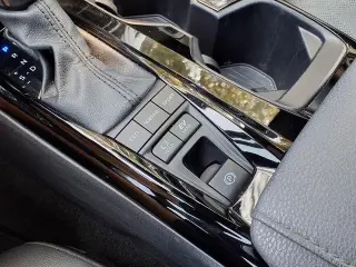 Toyota Camry 2025 SE 4dr Sedan