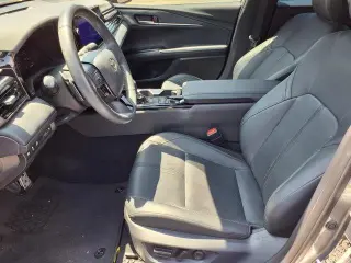 Toyota Camry 2025 SE 4dr Sedan