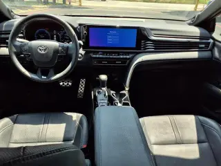 Toyota Camry 2025 SE 4dr Sedan