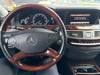 Mercedes-Benz S-Class 2013 S 550 4dr Sedan