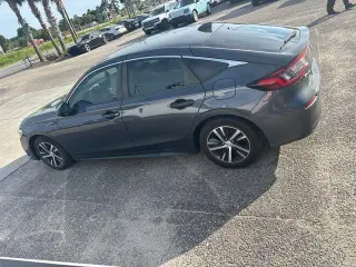 Honda Civic 2023 LX 4dr Hatchback