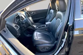 Chrysler 200 2016 Limited Platinum 4dr Sedan