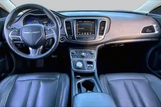 Chrysler 200 2016 Limited Platinum 4dr Sedan