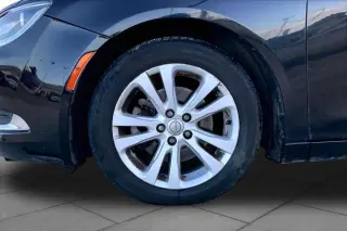Chrysler 200 2016 Limited Platinum 4dr Sedan