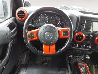 Jeep Wrangler Unlimited 2012 4x4 Sahara 4dr SUV