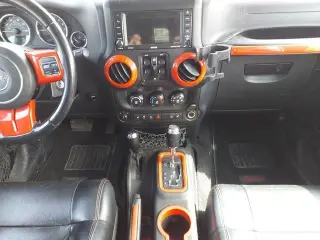 Jeep Wrangler Unlimited 2012 4x4 Sahara 4dr SUV