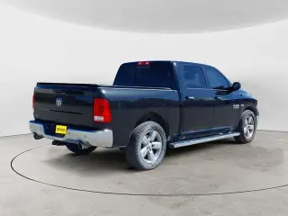 Ram 1500 2017 4x2 Big Horn 4dr Crew Cab 5.5 ft. SB Pickup