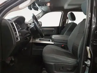 Ram 1500 2017 4x2 Big Horn 4dr Crew Cab 5.5 ft. SB Pickup