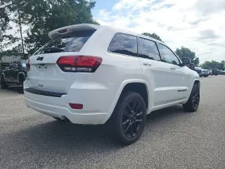 Jeep Grand Cherokee 2021 4x4 Laredo E 4dr SUV