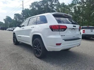 Jeep Grand Cherokee 2021 4x4 Laredo E 4dr SUV