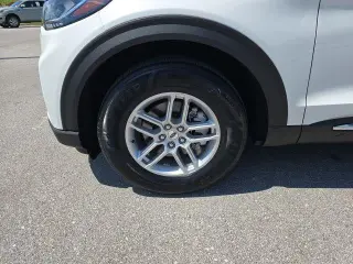 Ford Explorer 2025 AWD Active 4dr SUV