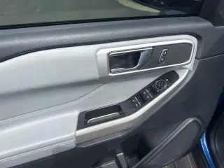 Ford Explorer 2021 AWD XLT 4dr SUV