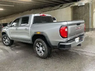 GMC Canyon 2024 4x4 AT4 4dr Crew Cab 5 ft. SB