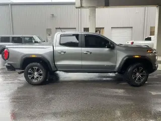 GMC Canyon 2024 4x4 AT4 4dr Crew Cab 5 ft. SB