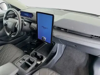 Ford Mustang Mach-E 2025 AWD Select 4dr SUV