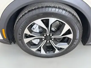 Ford Mustang Mach-E 2025 AWD Select 4dr SUV