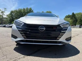 Nissan Versa 2024 SR 4dr Sedan