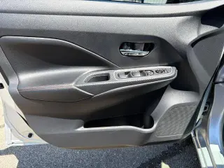 Nissan Versa 2024 SR 4dr Sedan