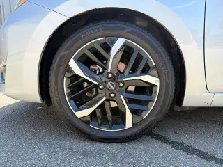 Nissan Versa 2024 SR 4dr Sedan