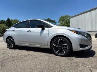 Nissan Versa 2024 SR 4dr Sedan