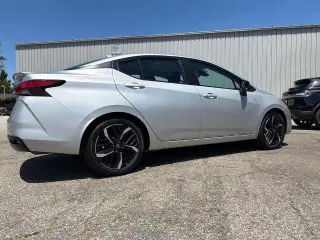 Nissan Versa 2024 SR 4dr Sedan