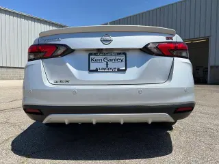 Nissan Versa 2024 SR 4dr Sedan