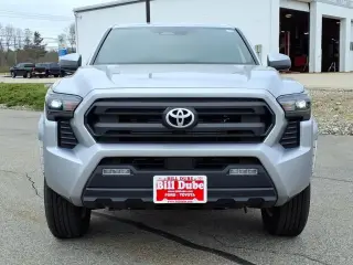 Toyota Tacoma 2025 4x4 SR5 2dr XtraCab 6.1 ft LB