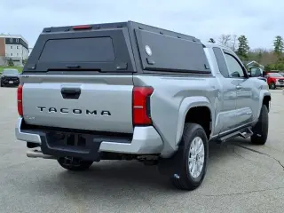 Toyota Tacoma 2025 4x4 SR5 2dr XtraCab 6.1 ft LB