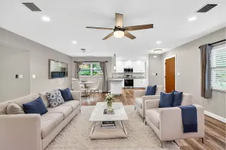 Propiedad en alquiler con 3 habitaciones y 3 baños en Palm Harbor