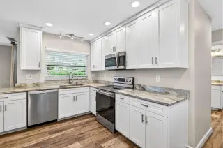 Propiedad en alquiler con 3 habitaciones y 3 baños en Palm Harbor