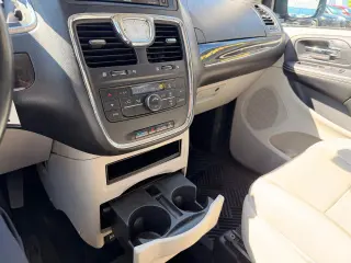 2012 Chrysler Town & Country
